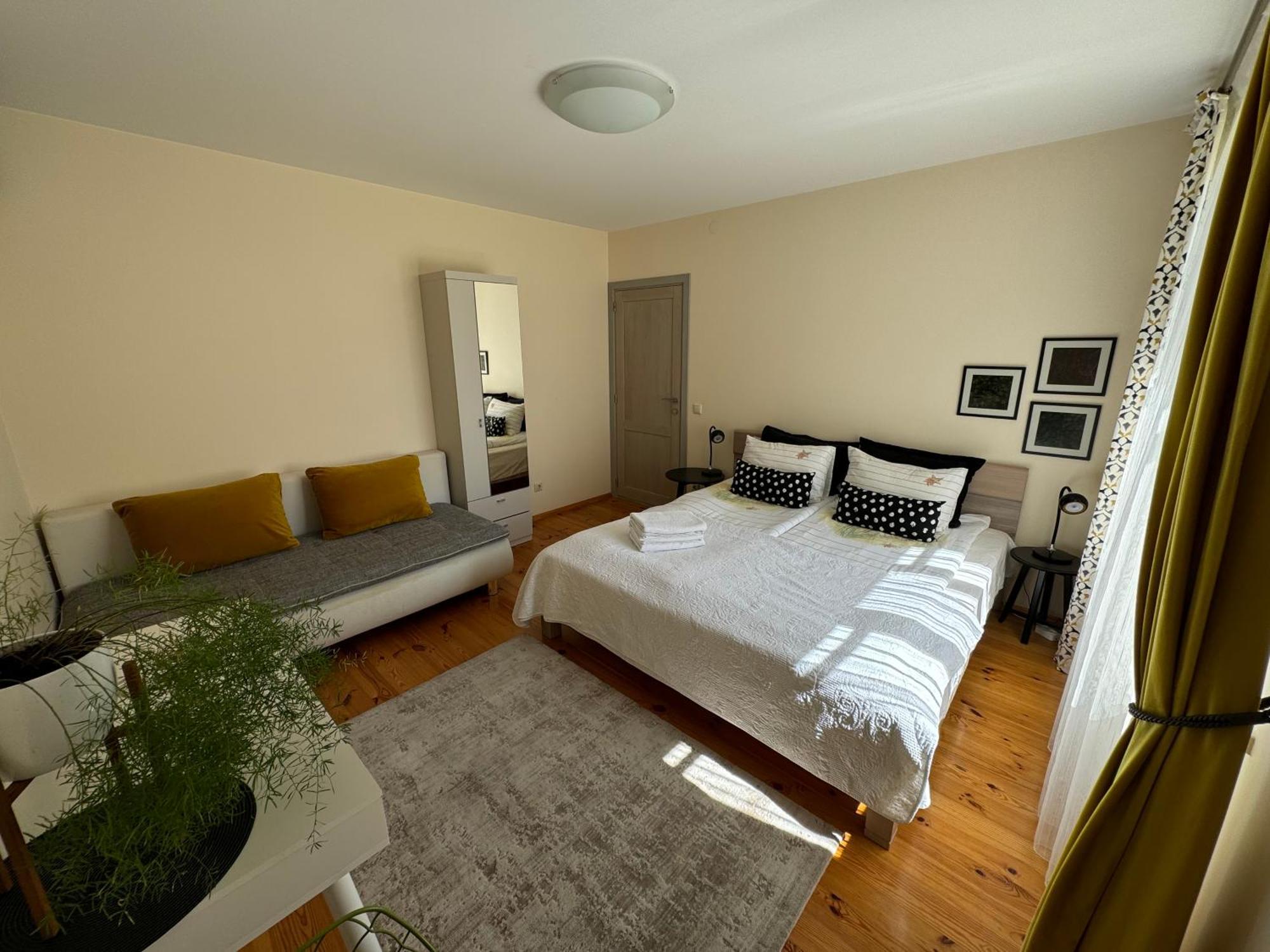 Guest House "8 Smilgos" Klaipeda Exterior photo