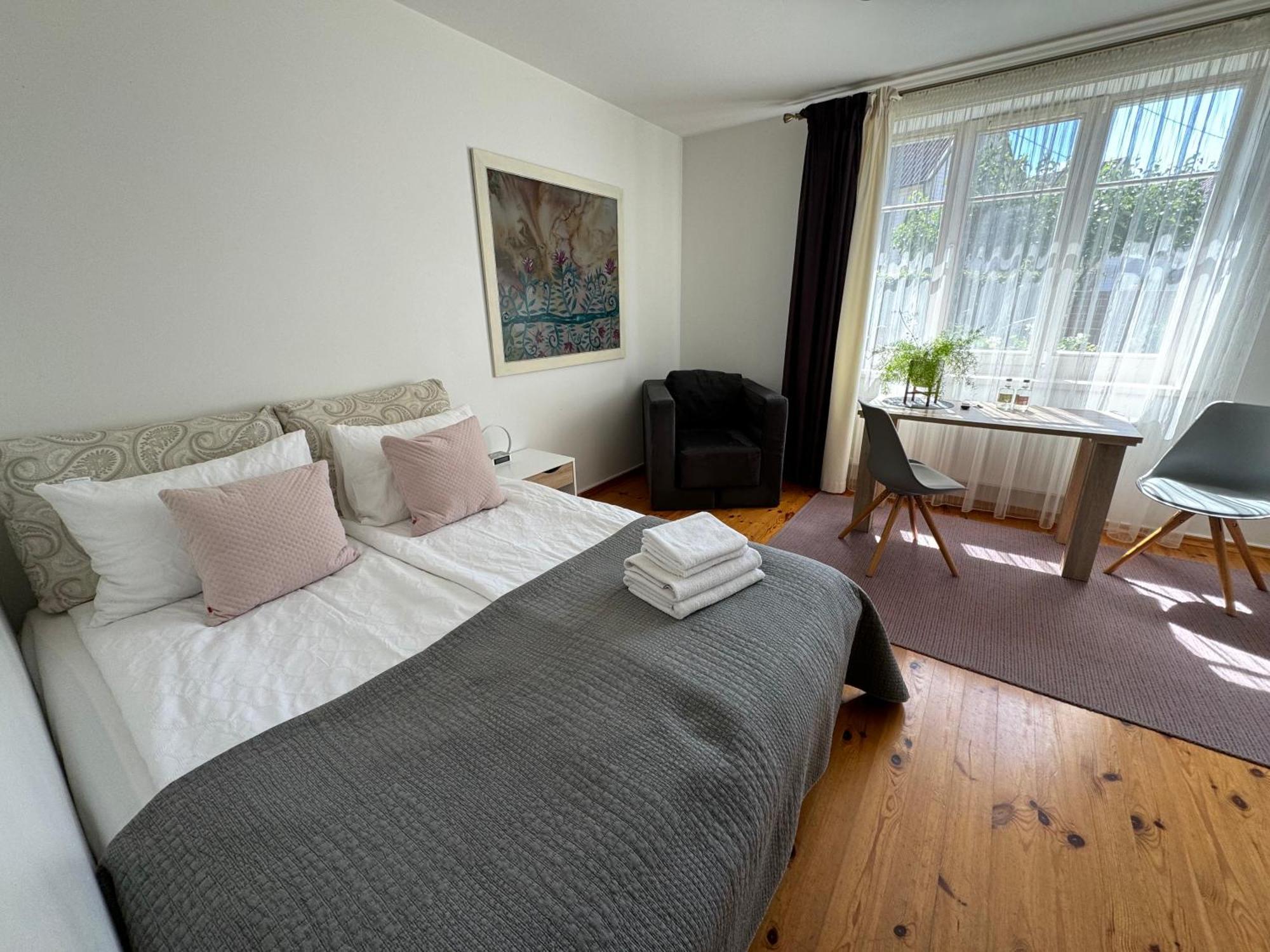 Guest House "8 Smilgos" Klaipeda Exterior photo